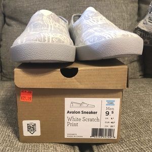Men ‘s Toms Avalon Sneaker Size 9.5